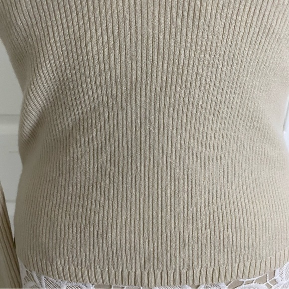 Lululemon Natural Ivory Merino Wool Mockneck Light Sweater Long Sleeve size M - Picture 8 of 16